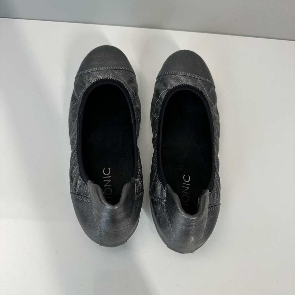 Vionic Ava Silver Ballet Flats Size 7 - Picture 9 of 15